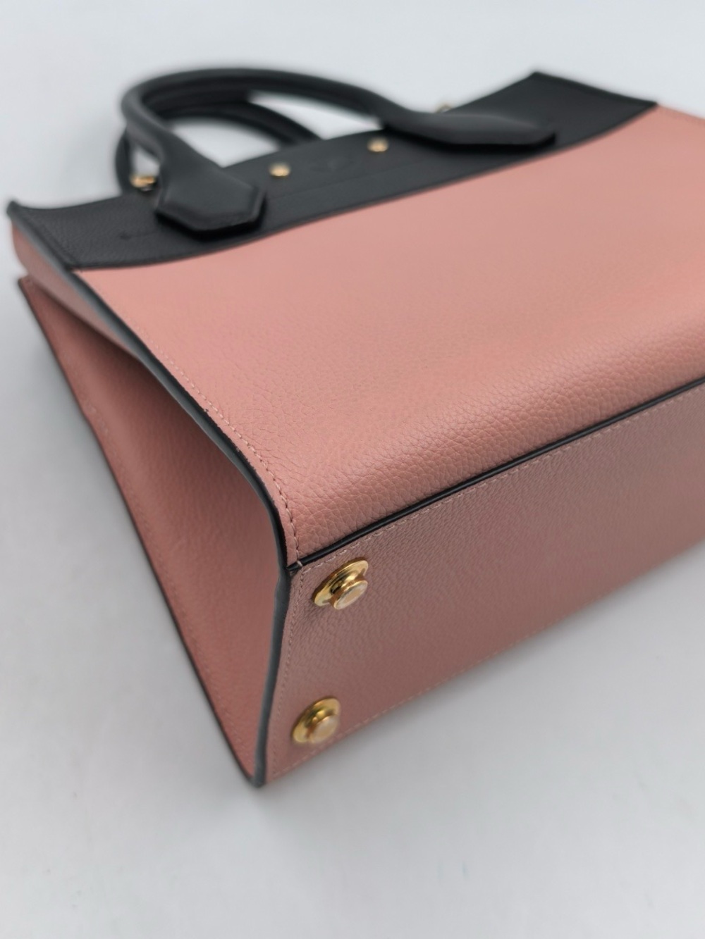 Louis Vuitton City Steamer MM Black and Dusty Pink Two-Tone Leather Satchel - Picture 10 of 14